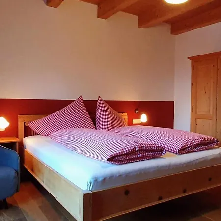 Haus Petra Gæstehus Bach (Tyrol)