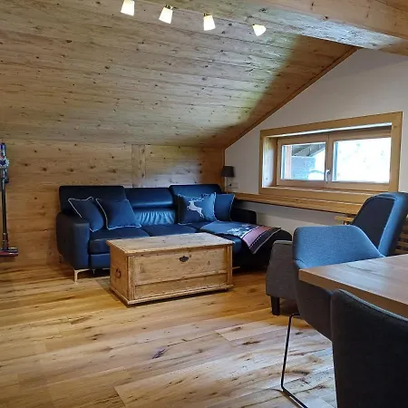 Haus Petra * Bach (Tyrol)