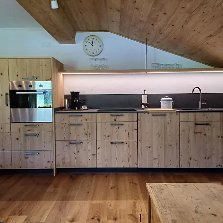 Haus Petra Pensión 3*