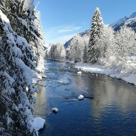 Haus Petra バッハ